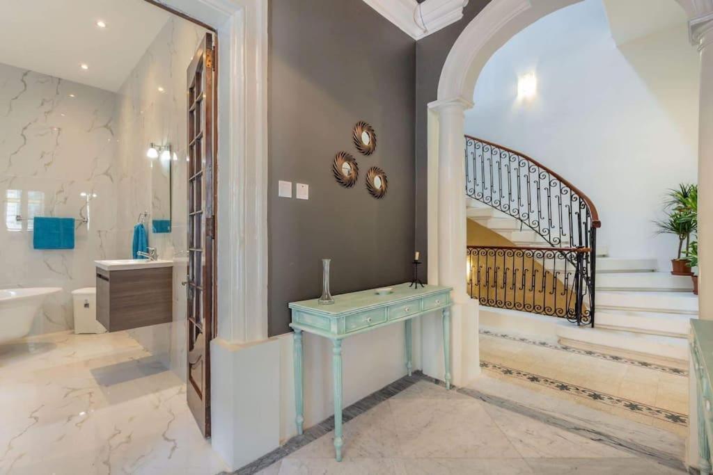 Spacious 4-Bedrooms Townhouse In Tas-Σλιέμα Εξωτερικό φωτογραφία