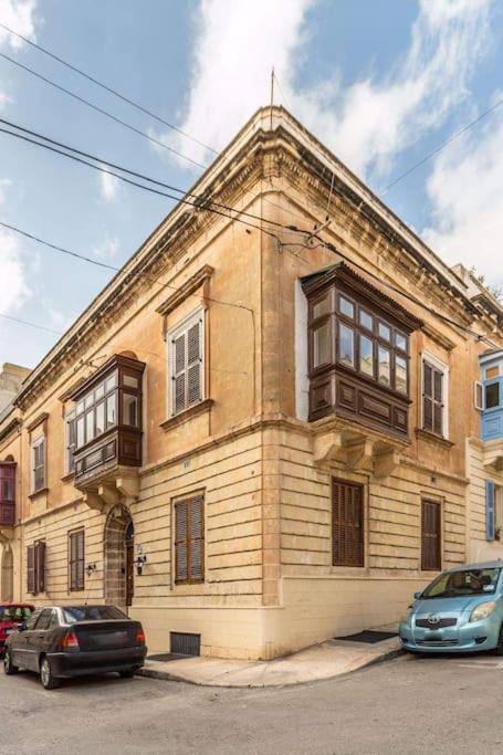 Spacious 4-Bedrooms Townhouse In Tas-Σλιέμα Εξωτερικό φωτογραφία