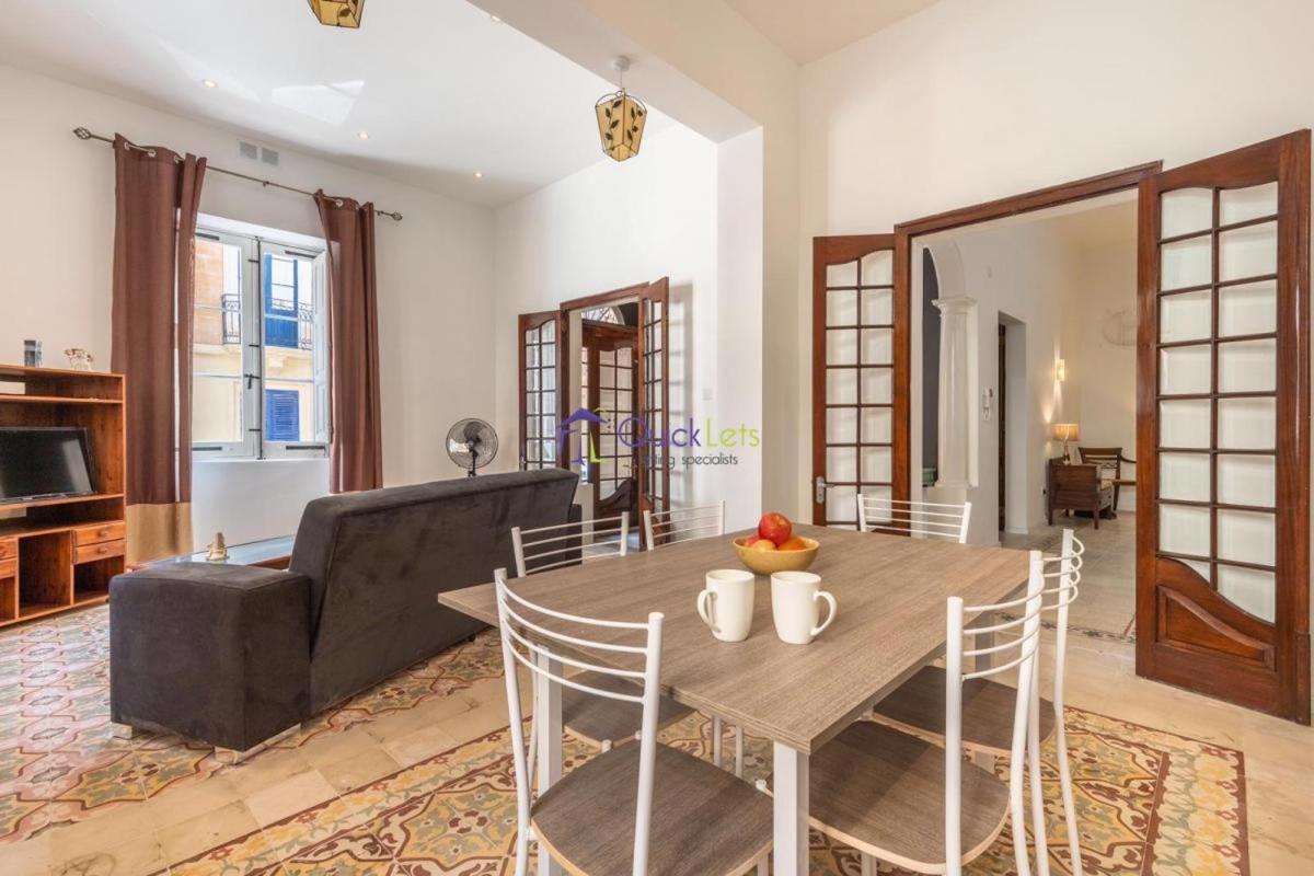 Spacious 4-Bedrooms Townhouse In Tas-Σλιέμα Εξωτερικό φωτογραφία