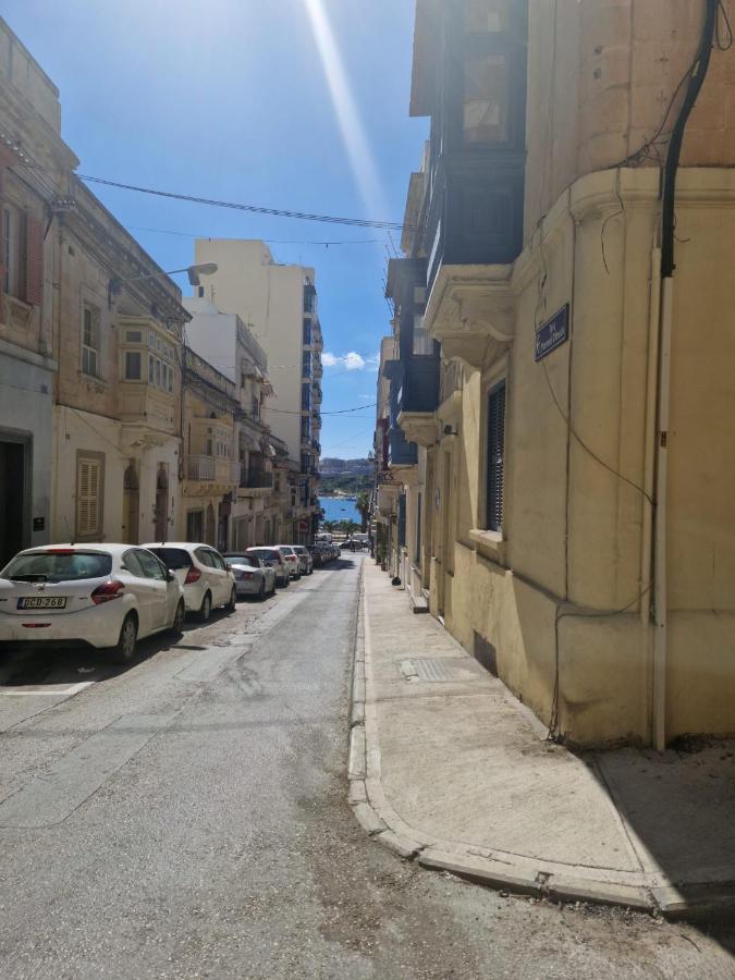 Spacious 4-Bedrooms Townhouse In Tas-Σλιέμα Εξωτερικό φωτογραφία